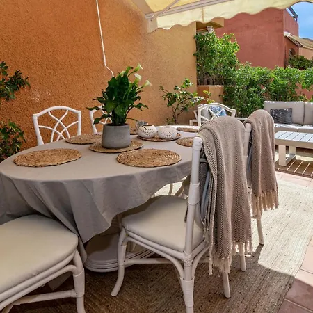 Casa vacanze Tropical Palmy 3 Bedroom Townhouse In Nueva Andalucia Close To Puerto Banus *
